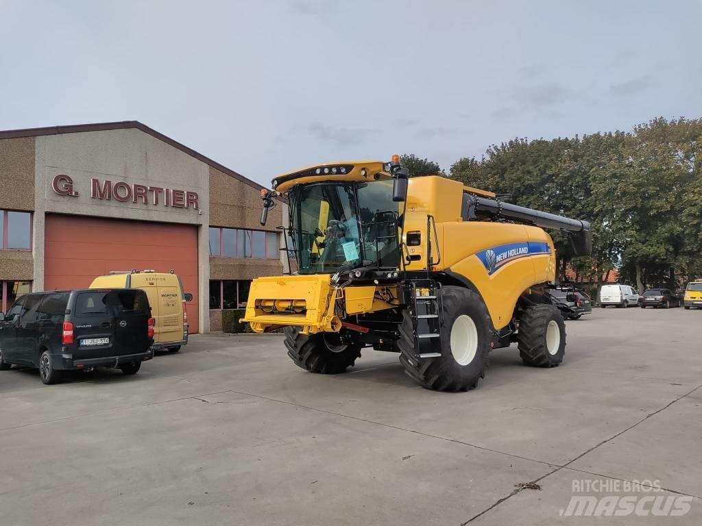 New Holland CX 8.80 Sklízecí mlátičky