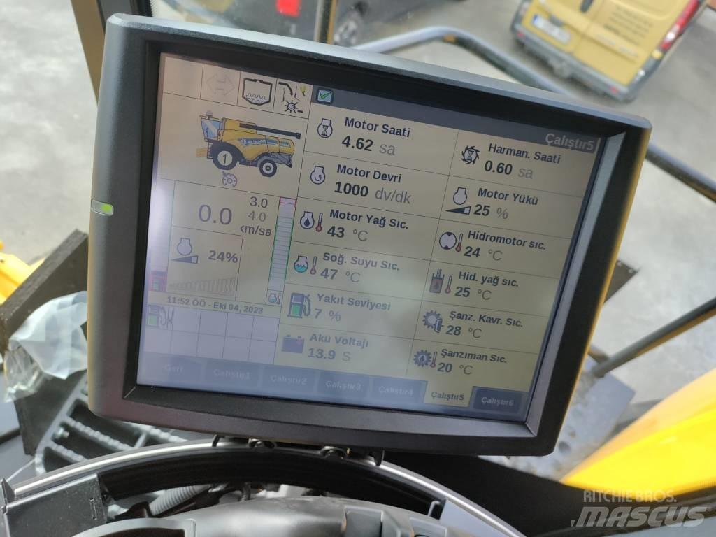 New Holland CX 8.80 Sklízecí mlátičky