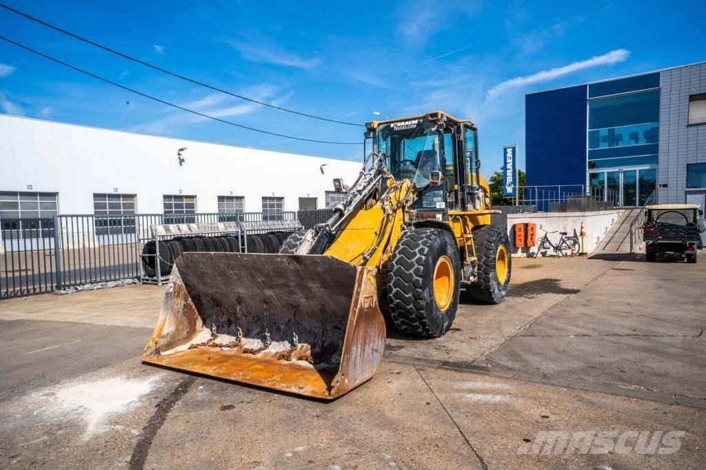 CAT 924G // GODET 3m3 Kolové nakladače