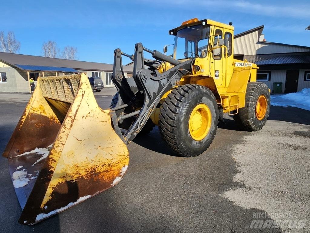 Volvo BM LM846 Kolové nakladače