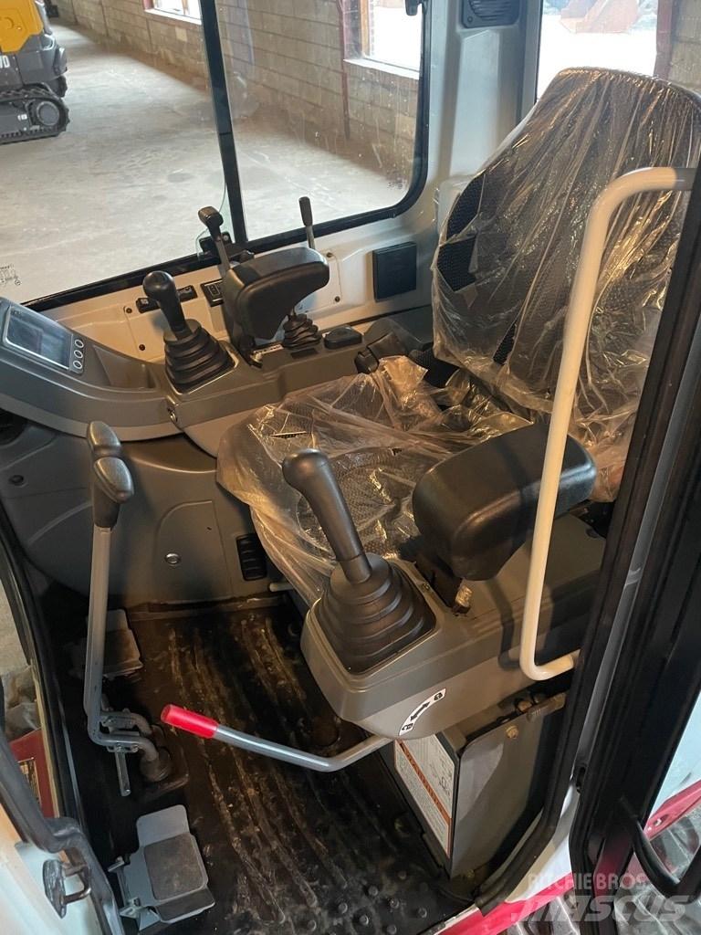 Takeuchi TB216 Mini rýpadla < 7t