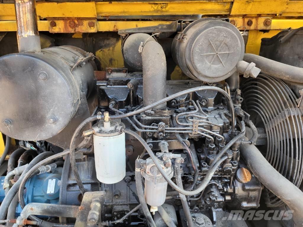 Hyundai R60-7 Mini rýpadla < 7t