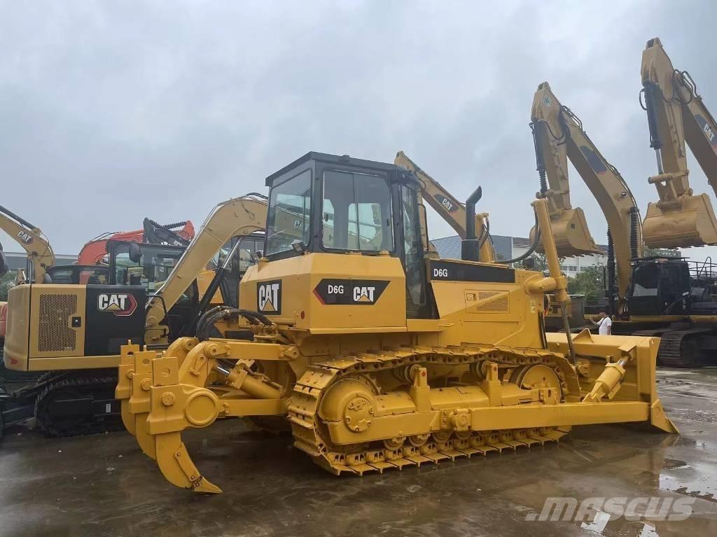 CAT D 6 G Pásové dozery