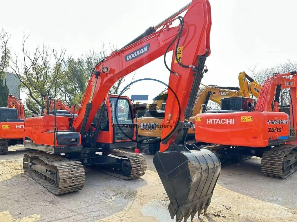 Doosan DX 140 Pásová rýpadla