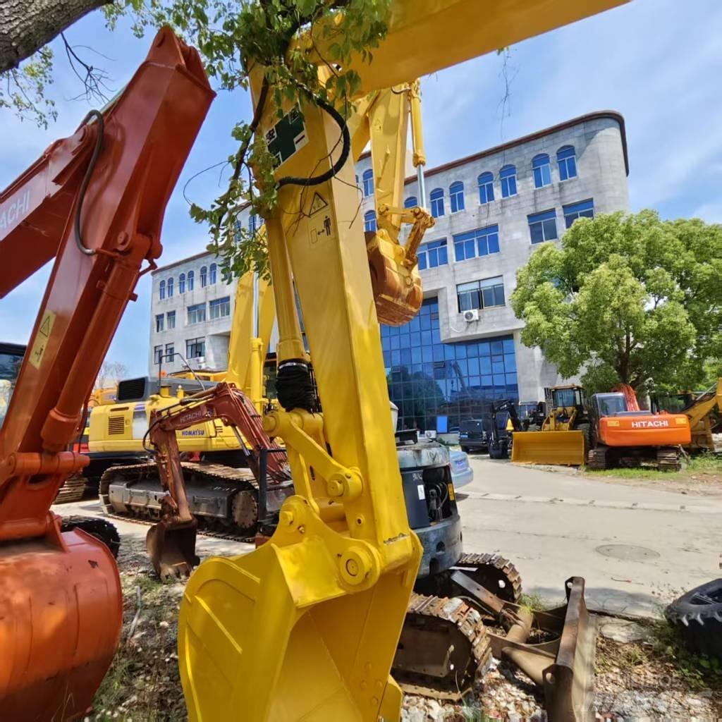 Komatsu PC 130 Pásová rýpadla
