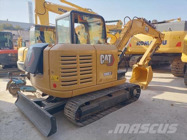 CAT 306 Mini rýpadla < 7t