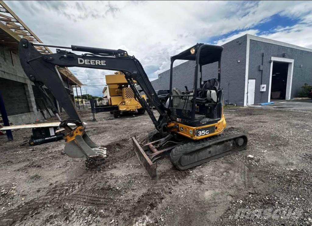 John Deere 35 G Pásová rýpadla