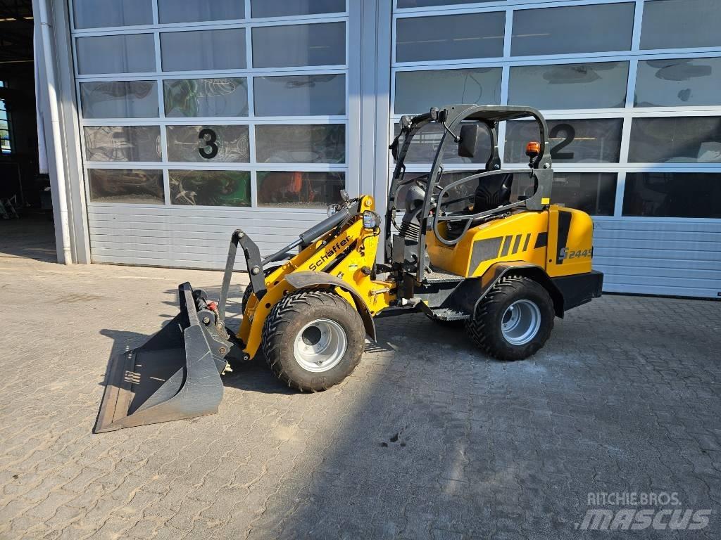 Schäffer 2445S Mininakladače