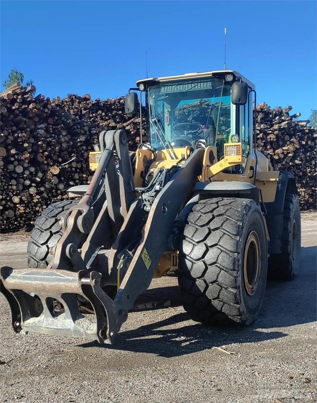 Volvo L110G Kolové nakladače