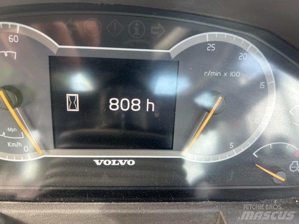 Volvo L 90 H Kolové nakladače