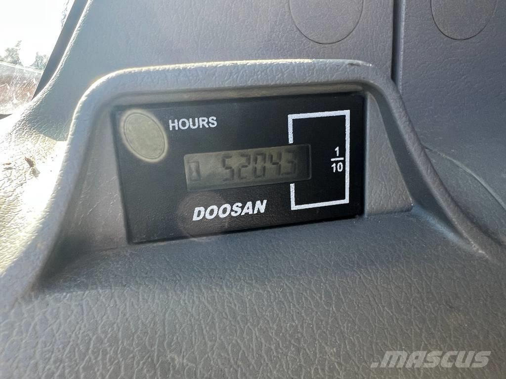Doosan DX140LC-5 Pásová rýpadla