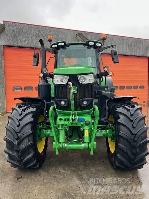 John Deere 6175 M Traktory