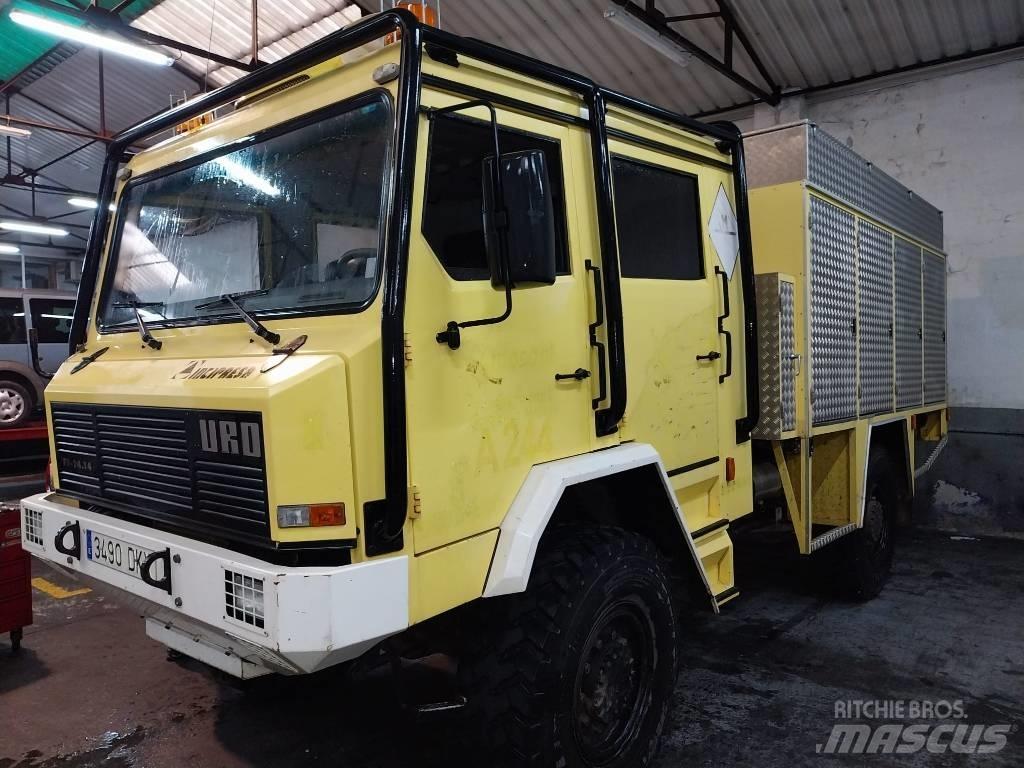  URO TT URO F3-24 Hasičský vůz