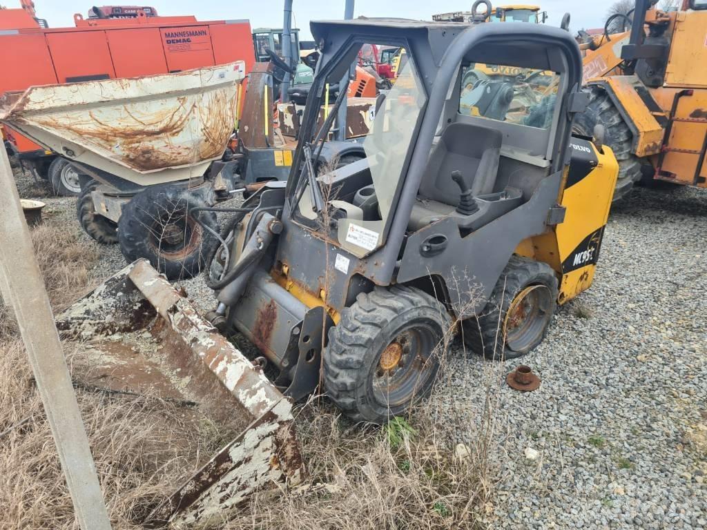 Volvo MC 95 C Smykem řízené nakladače