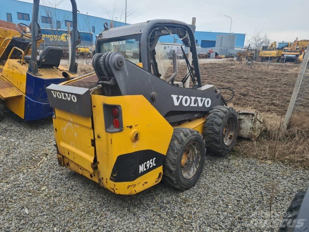 Volvo MC 95 C Smykem řízené nakladače