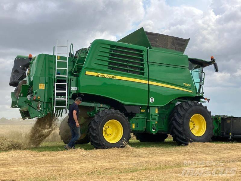 John Deere T 560 i Sklízecí mlátičky