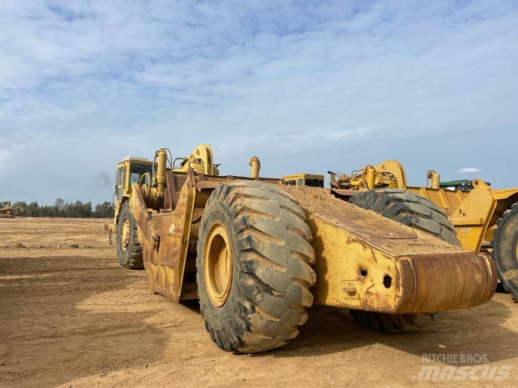 CAT 631 D Skrejpry