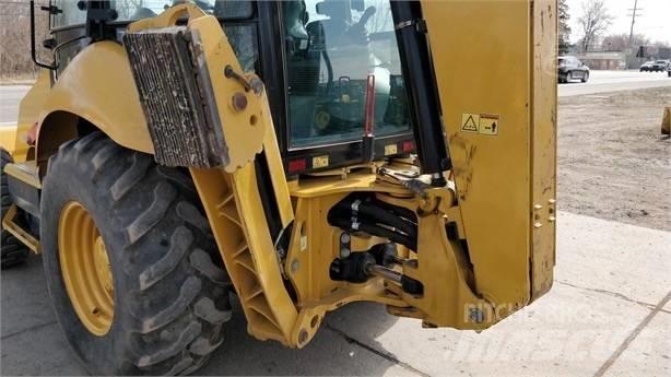 CAT 420 F Rýpadlo-nakladače