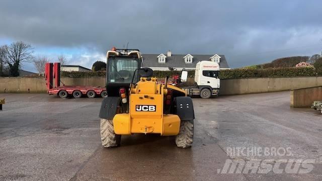 JCB 535-140 Teleskopické nakladače pro zemědělství