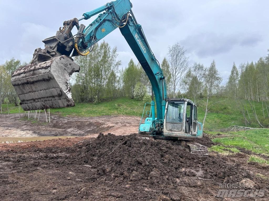 Kobelco SK210 lc Pásová rýpadla