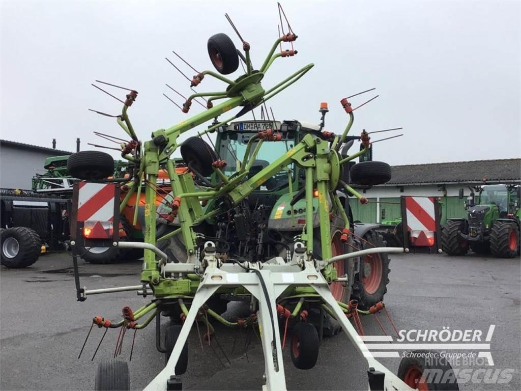 CLAAS VOLTO 800 T Obraceče a shrabovače sena