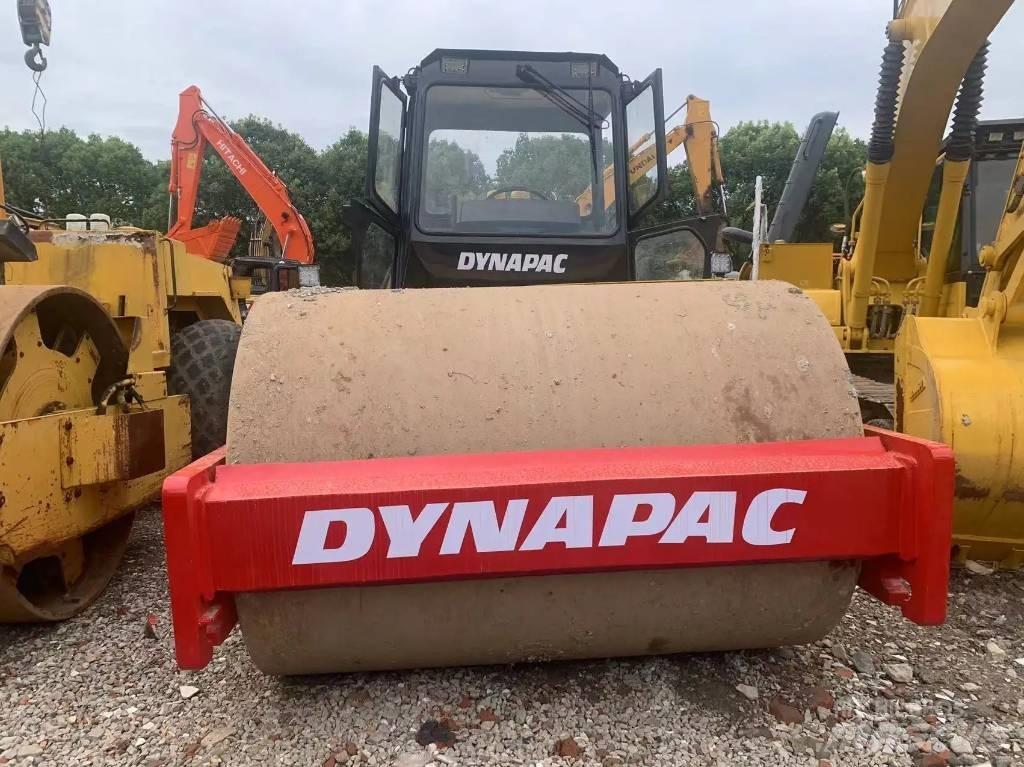 Dynapac CA 251 D Tahačové válce