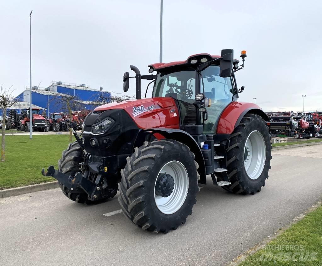 Case IH Puma 240 CVX Traktory