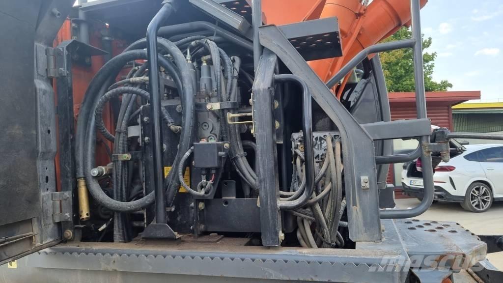 Hitachi ZX 140 W-3 Kolová rýpadla