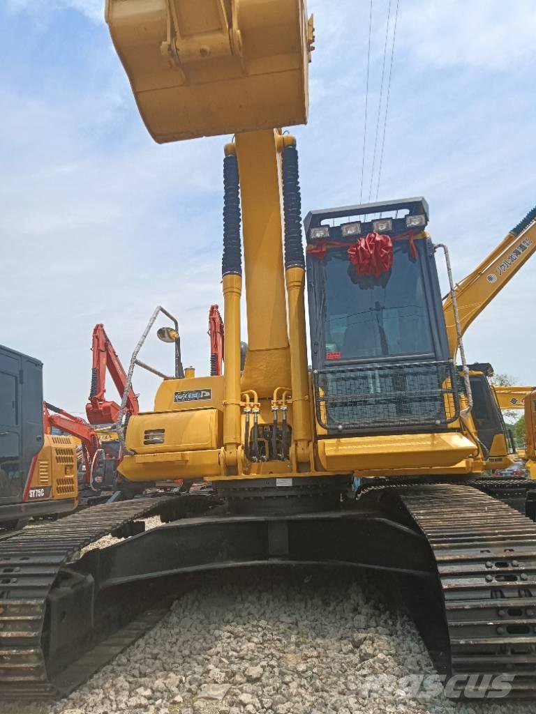 Komatsu PC 240 Pásová rýpadla