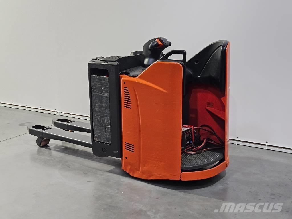 Linde T20SP Nízkozdvižný vozík s plošinou