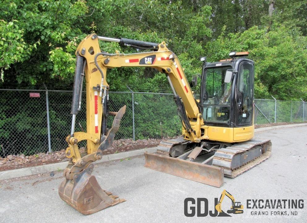 CAT 305 C CR Mini rýpadla < 7t