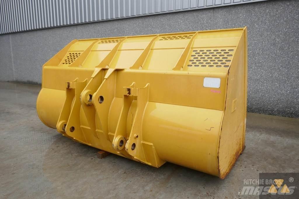 CAT 930 Bucket Lopaty
