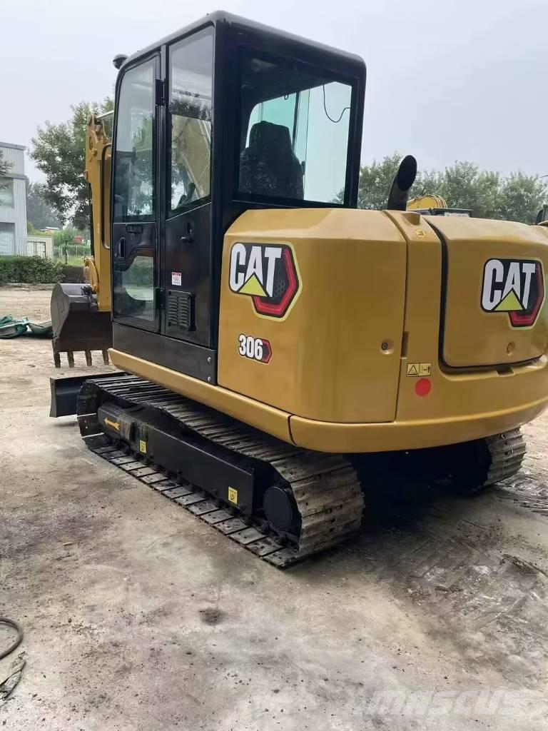 CAT 306E Mini rýpadla < 7t