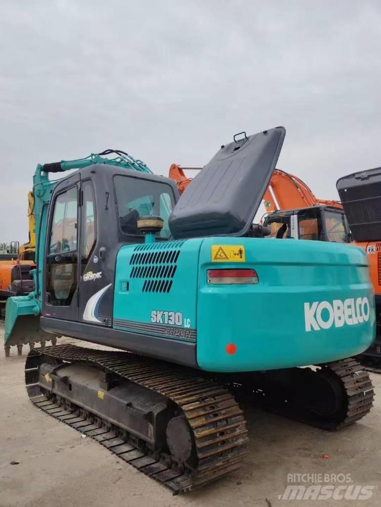 Kobelco 130 Pásová rýpadla