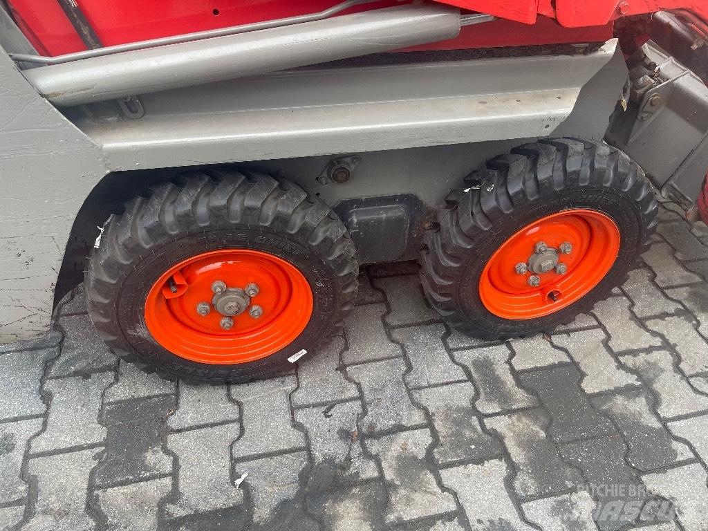 Bobcat S 70 Smykem řízené nakladače
