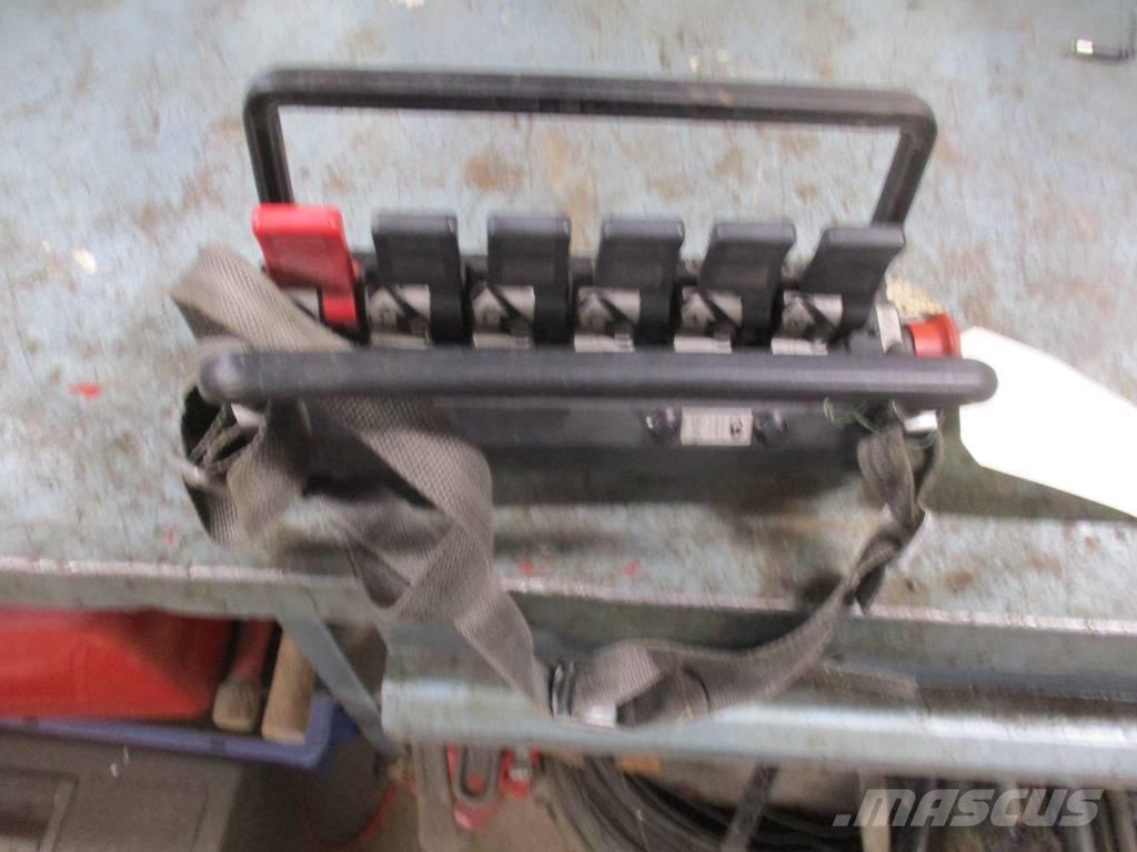 Hiab 245E-5 Nakládací jeřáby