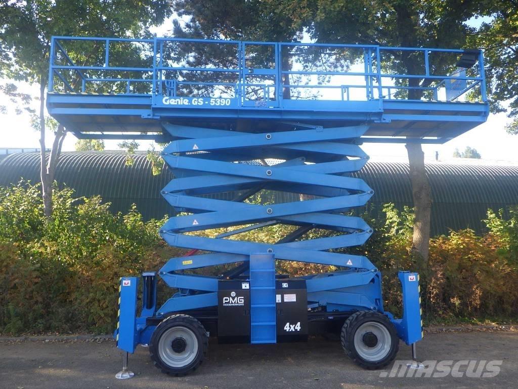 Genie GS5390RT Nůžková zvedací plošina