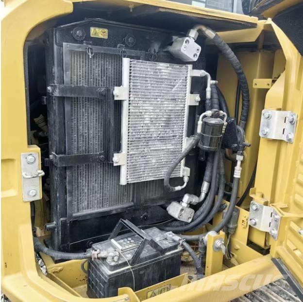 CAT 306E2 Mini rýpadla < 7t