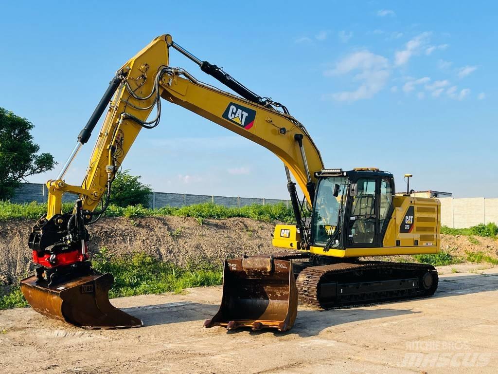 CAT 323 Pásová rýpadla