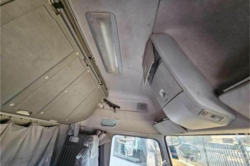 UD TRUCKS QUON Další