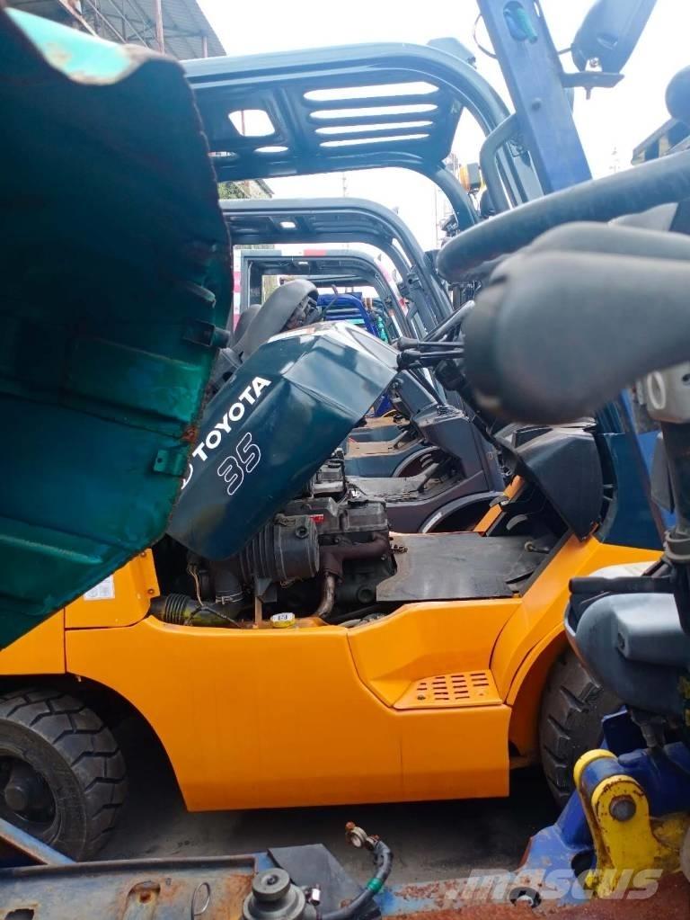Toyota FD 35 Dieselové vozíky