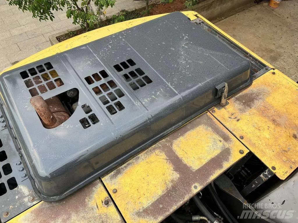 Sumitomo SH200Z3 Pásová rýpadla