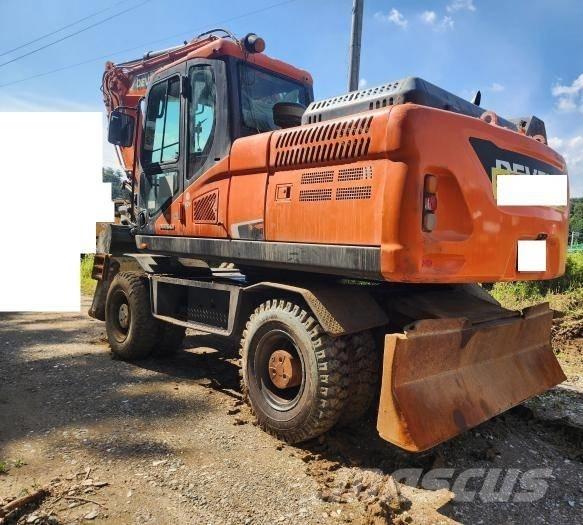 Doosan DX 210 W Kolová rýpadla