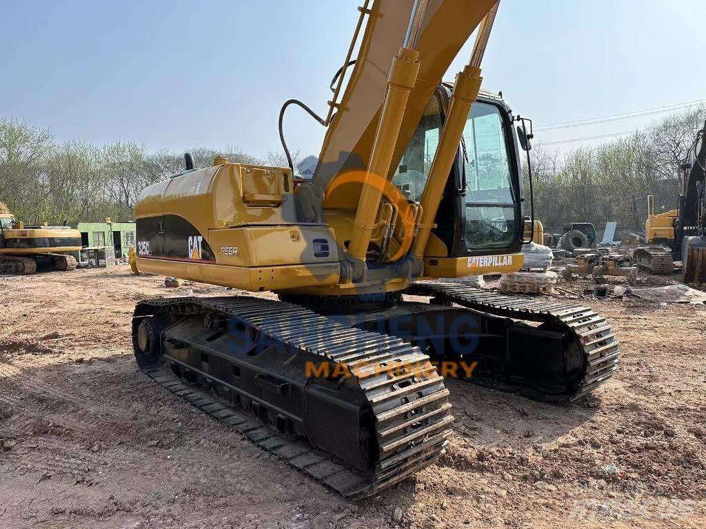 CAT 325 CL Pásová rýpadla