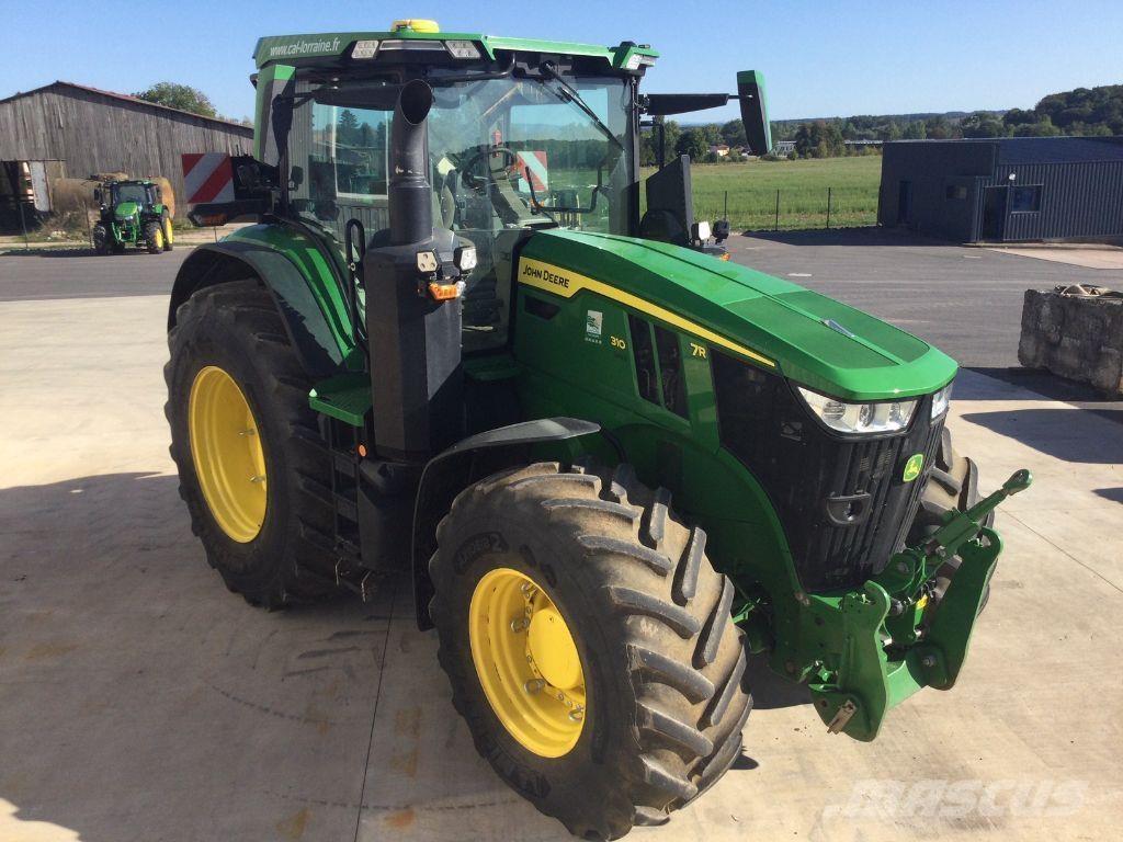 John Deere 7R310 Traktory