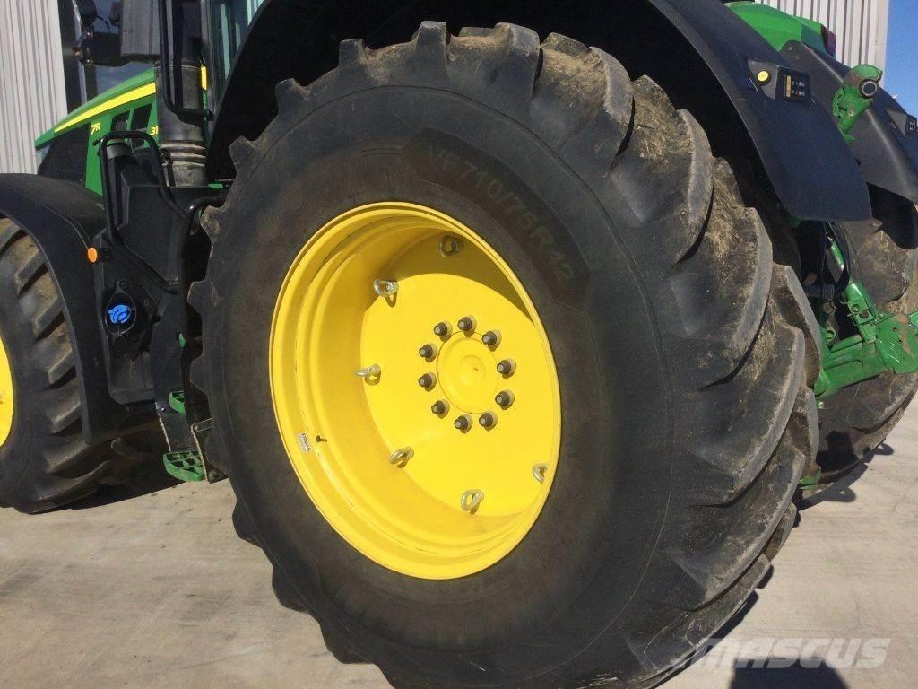 John Deere 7R310 Traktory