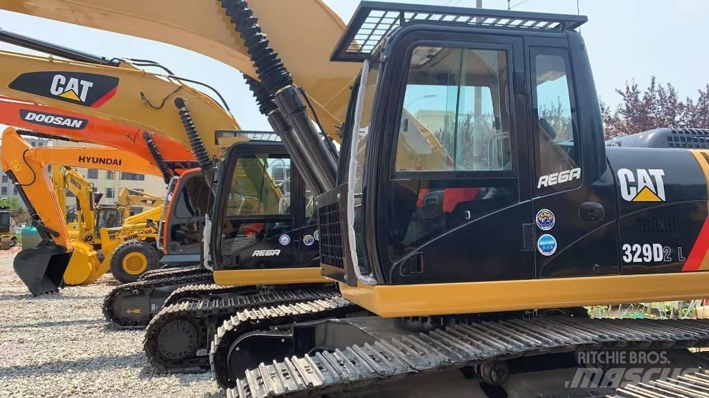 CAT 329 D L Pásová rýpadla