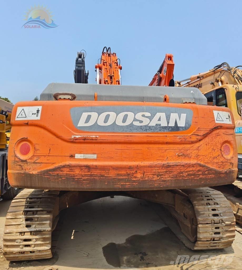 Doosan DX 300 LC Pásová rýpadla