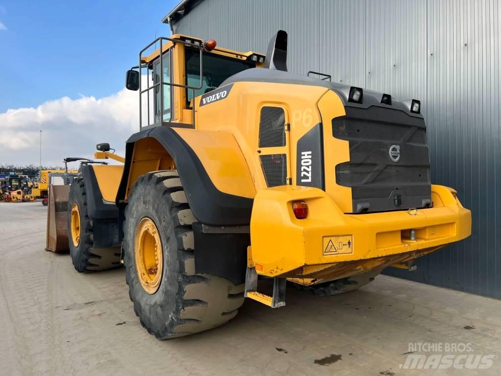 Volvo L220H Kolové nakladače