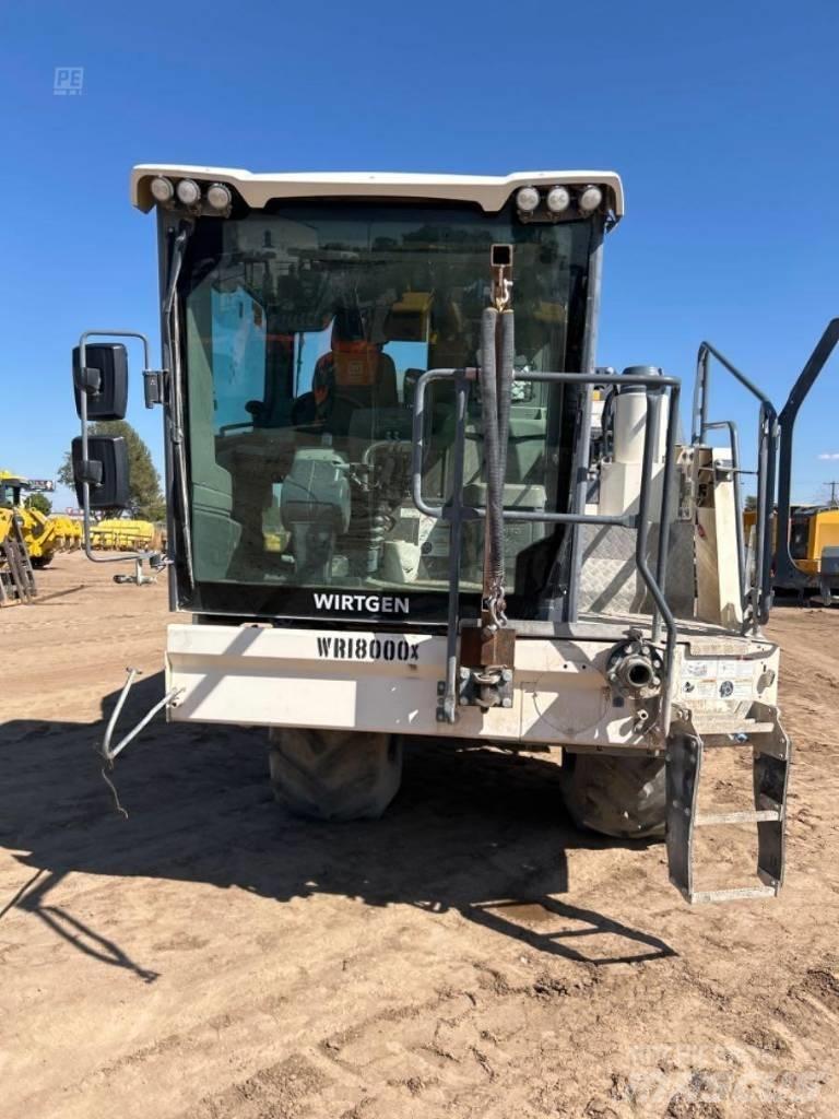 Wirtgen WR200 Recyklátory asfaltu
